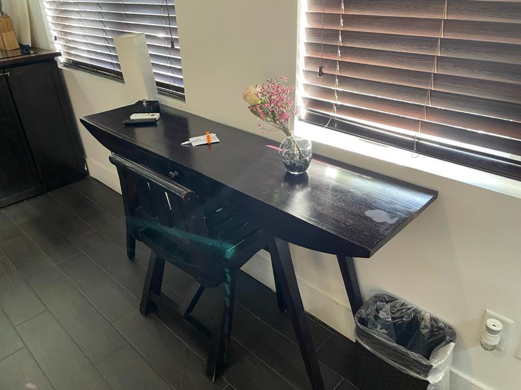 Vive Zen Master For 4 Guests Miami