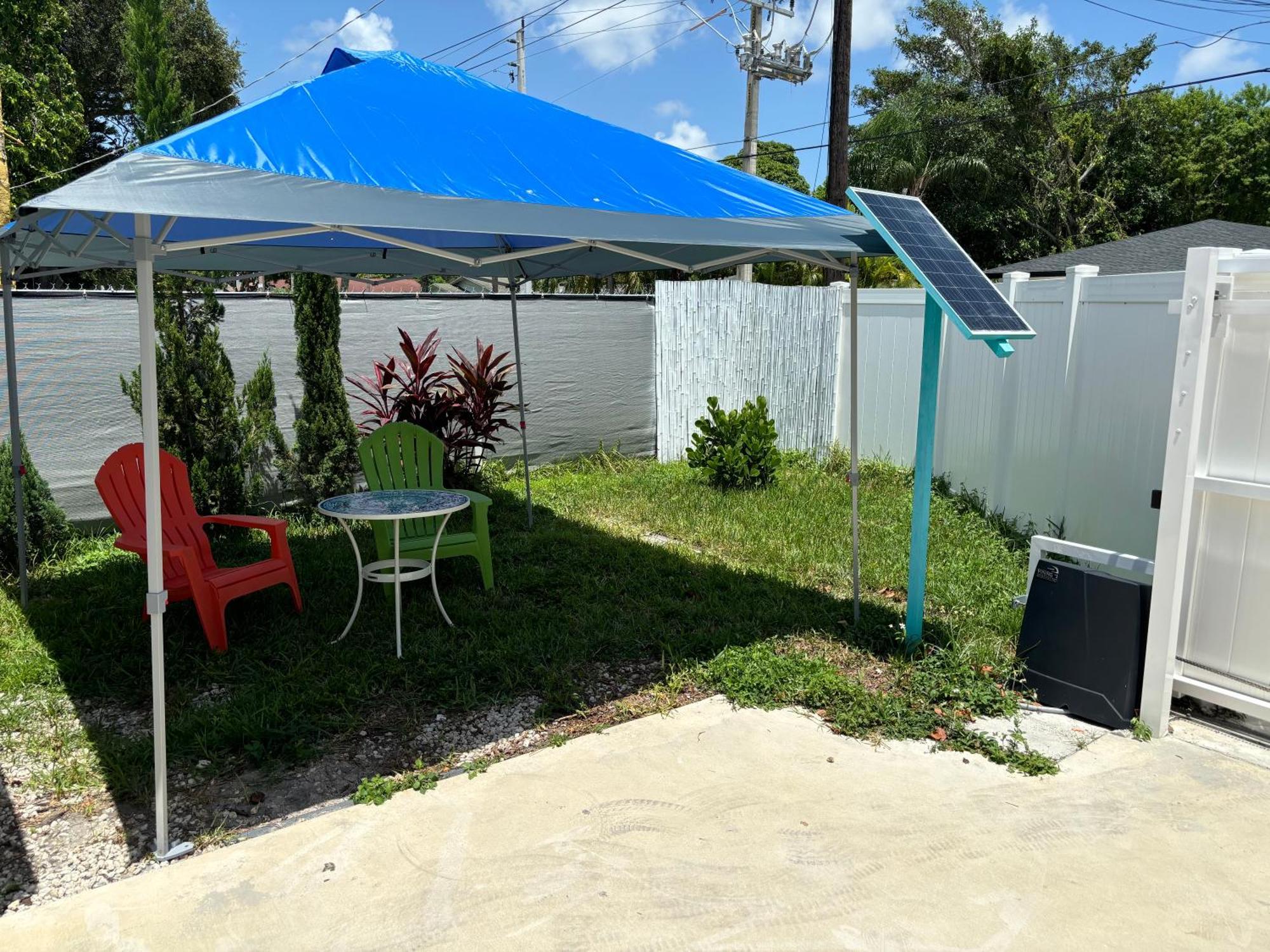 Mini House Oasis *