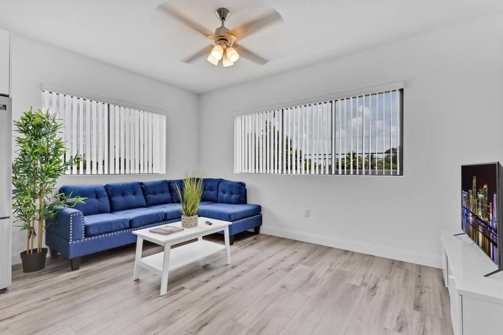 Apartment Stylish Lux 5 Min Walking To Design District 7 Miami