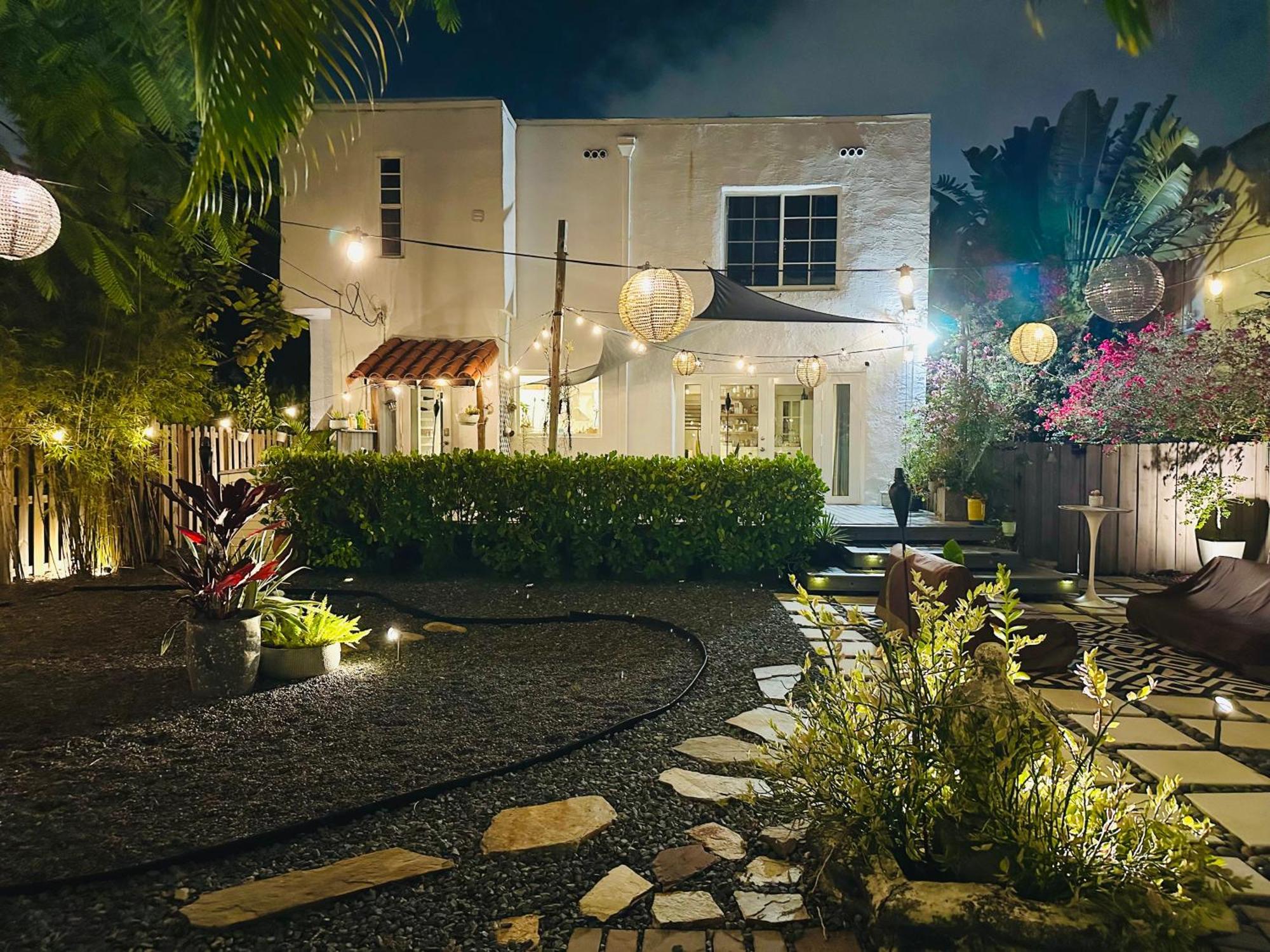 Holiday home Design District Luxury The Perfect 3 Bedrooms *