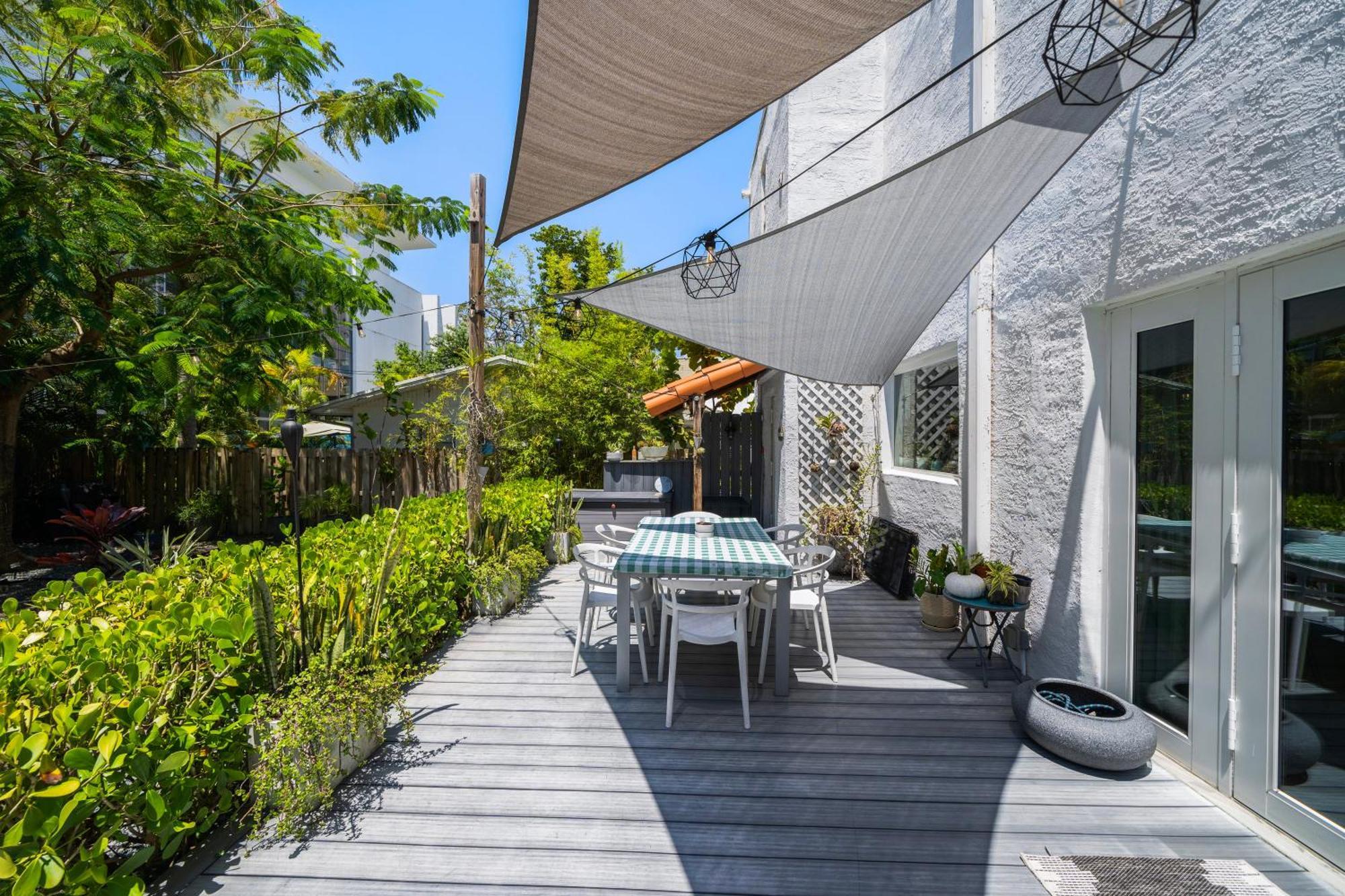 Holiday home Design District Luxury The Perfect 3 Bedrooms