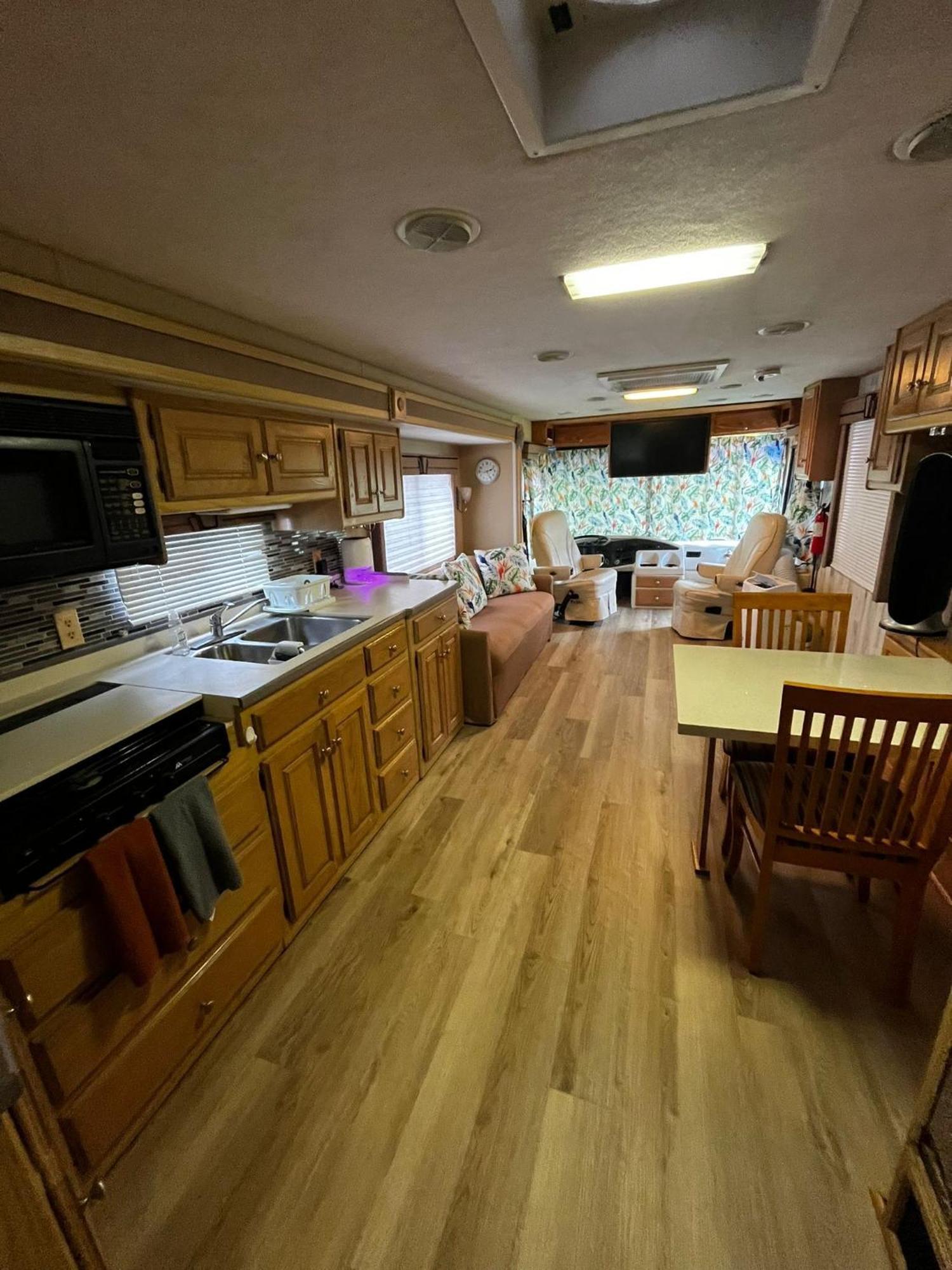 Acampamento Remodeled And Comfortable Rv - Free Parking