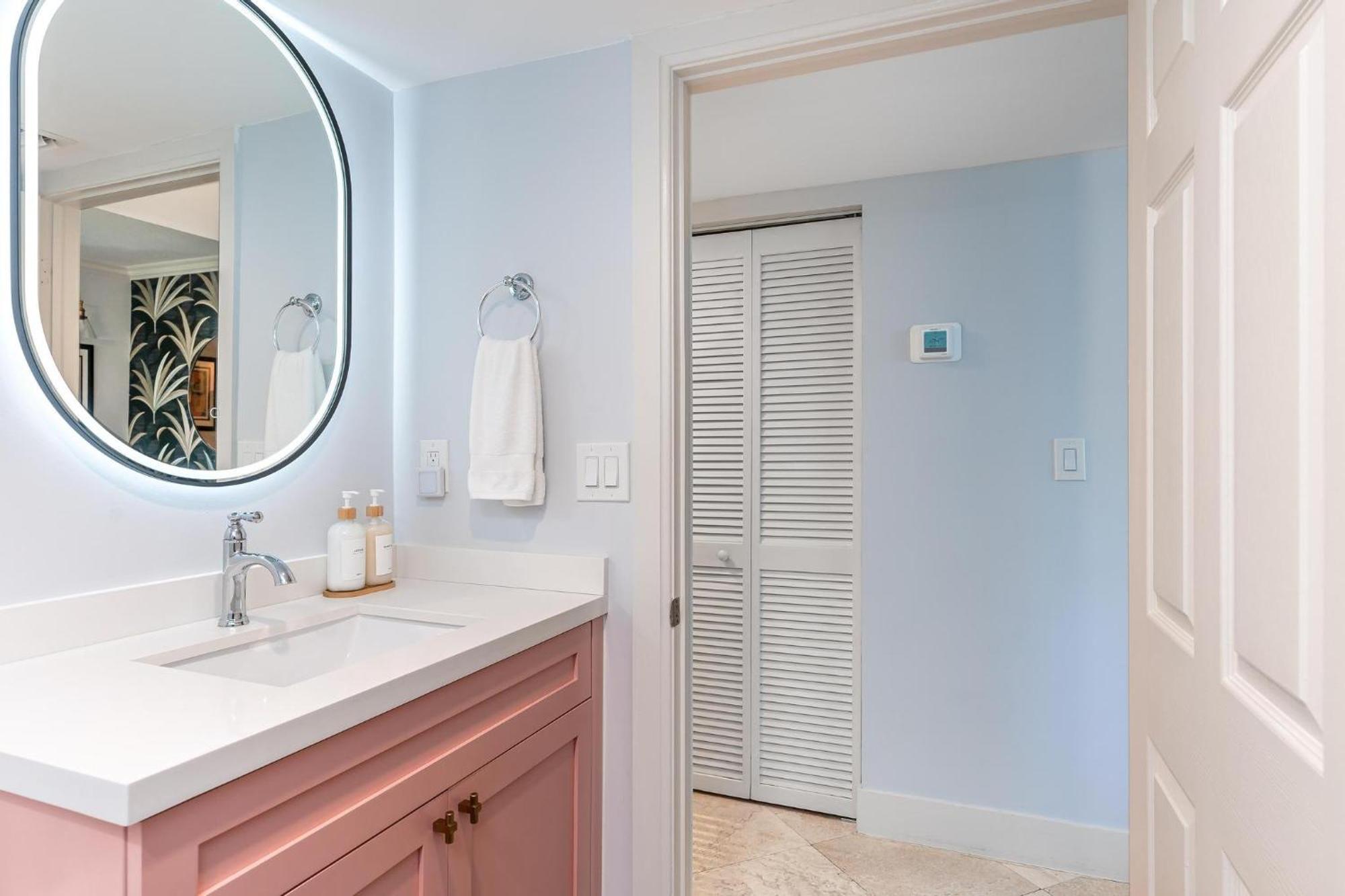 The Palms Coconut Grove 1 Bedroom Includes Parking Miami