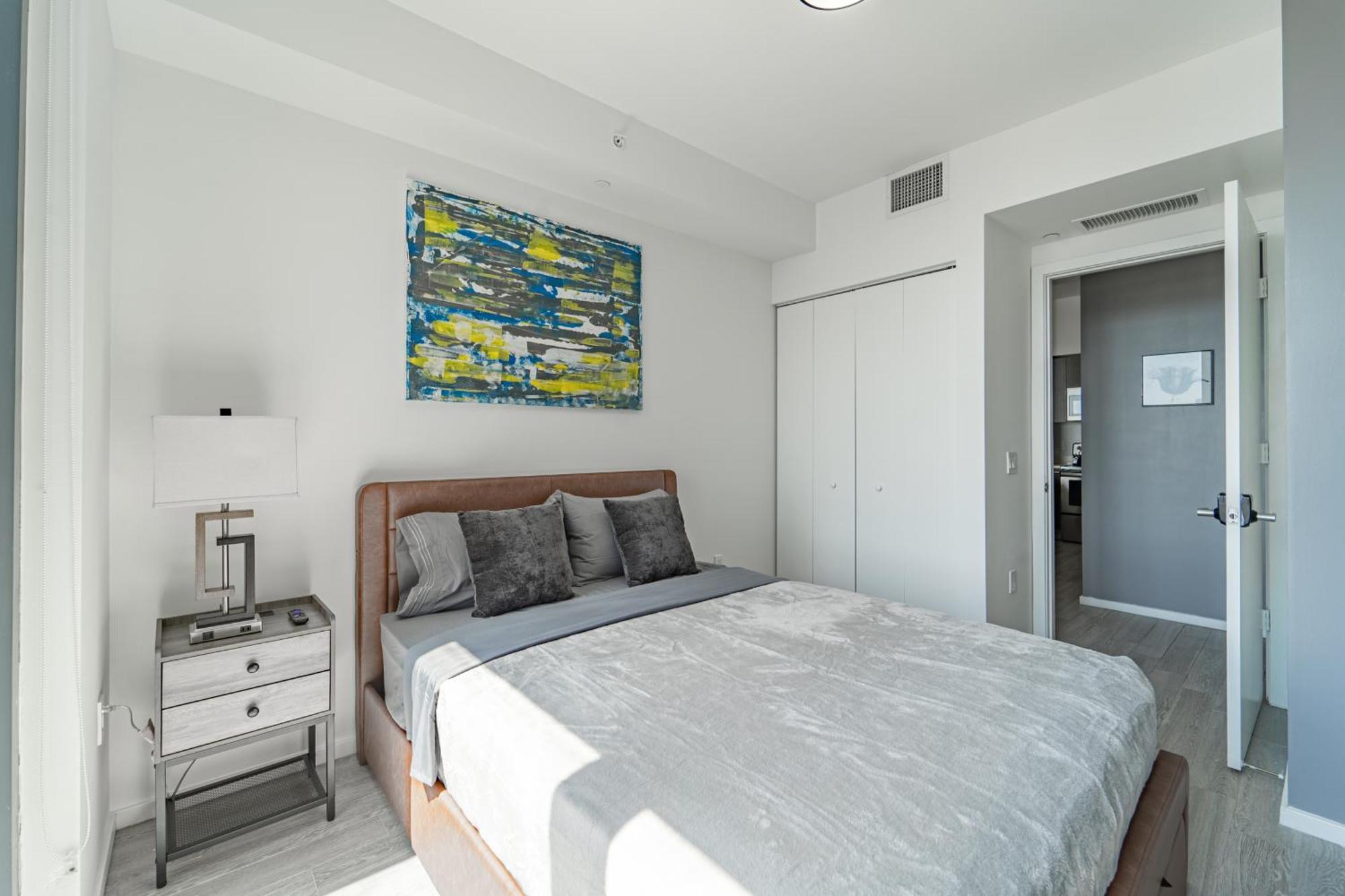 New Dawn Apartment *