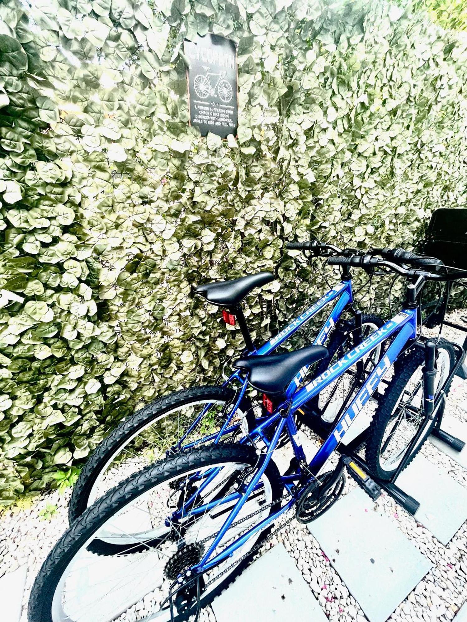 W Bikes Near Wynwood Apartamento Miami