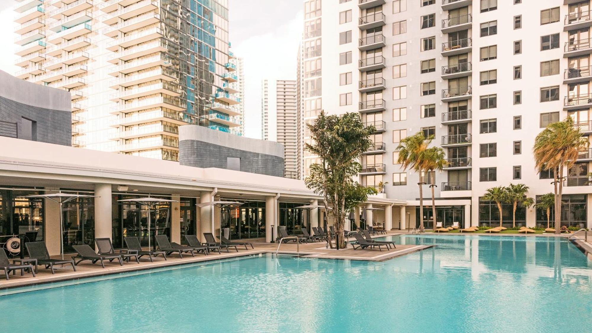 Flow By Barsala * Miami