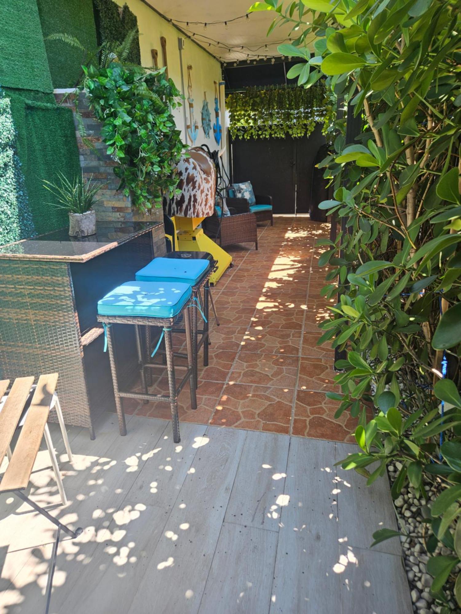 Jade Apartment