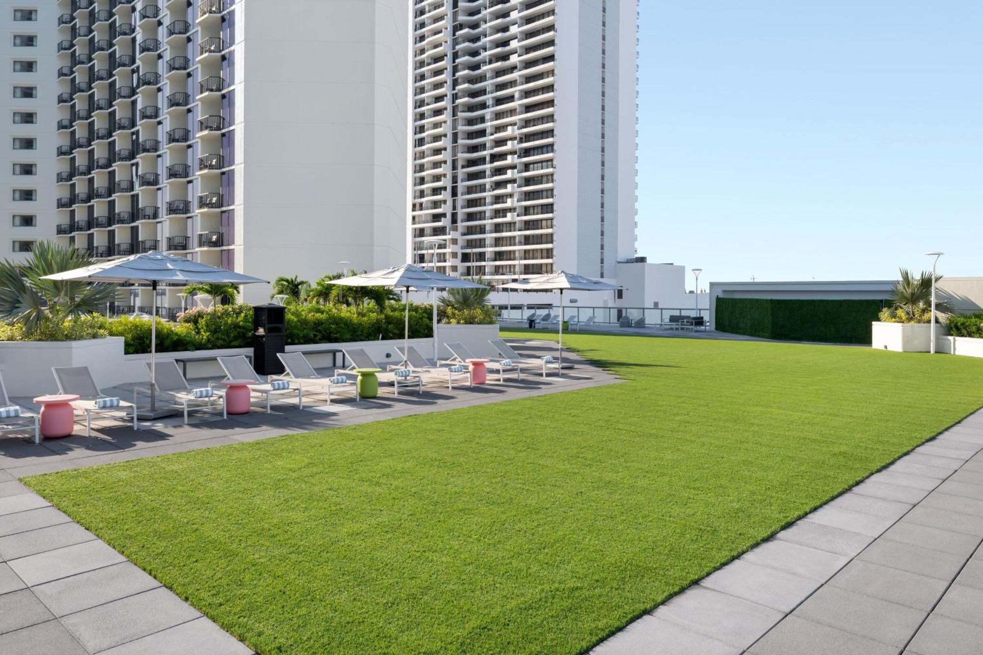 Marriott Biscayne Bay Hotel