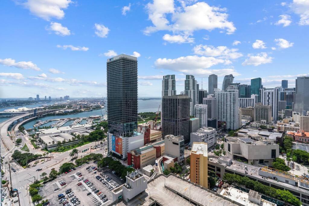 New Luxury At Downtown *