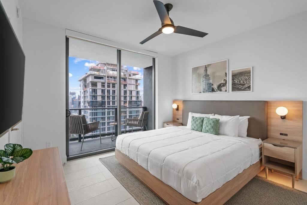 New Luxury At Downtown Apartment