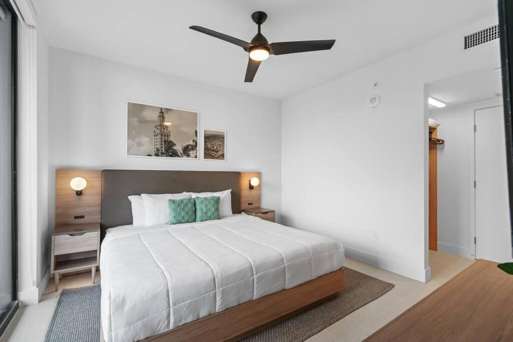 New Luxury At Downtown Apartment Miami