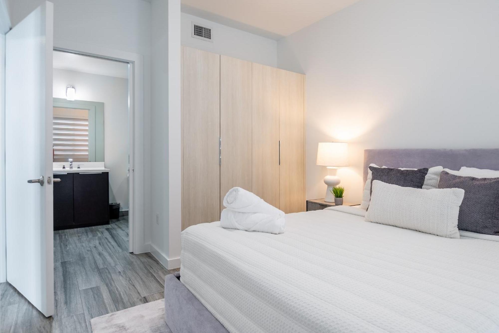 Stylish 2br With Private Balcony Miami