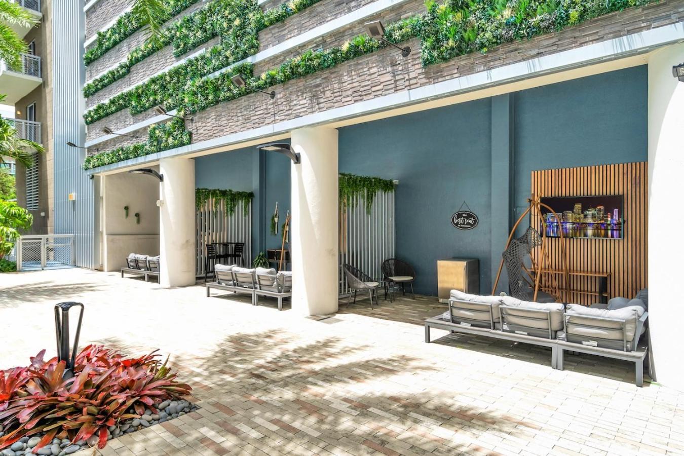 Bright And Airy 2 Bed On Biscayne Blvd With Free Park Apartamento Miami