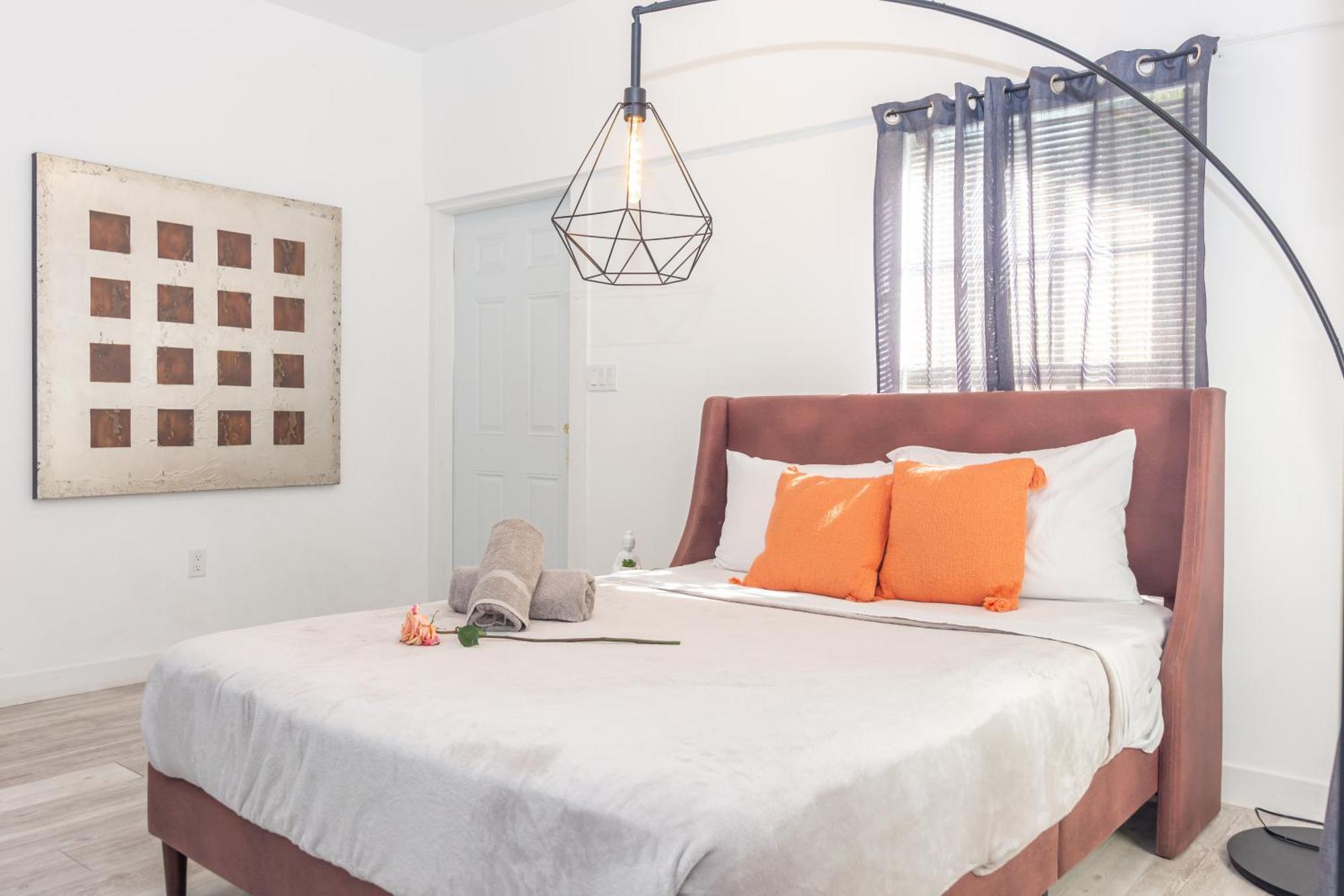 Apartment 1 Bedroom - Midtown