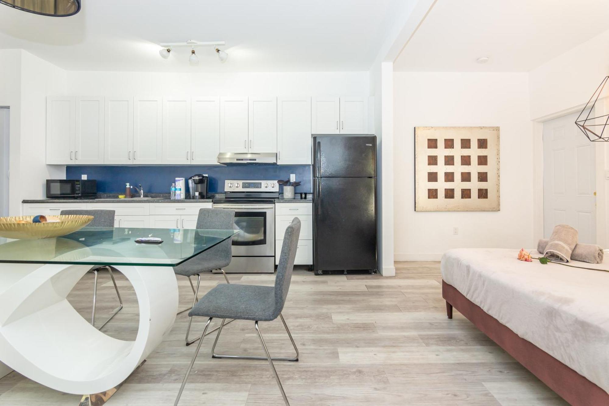 1 Bedroom - Midtown Apartment Miami