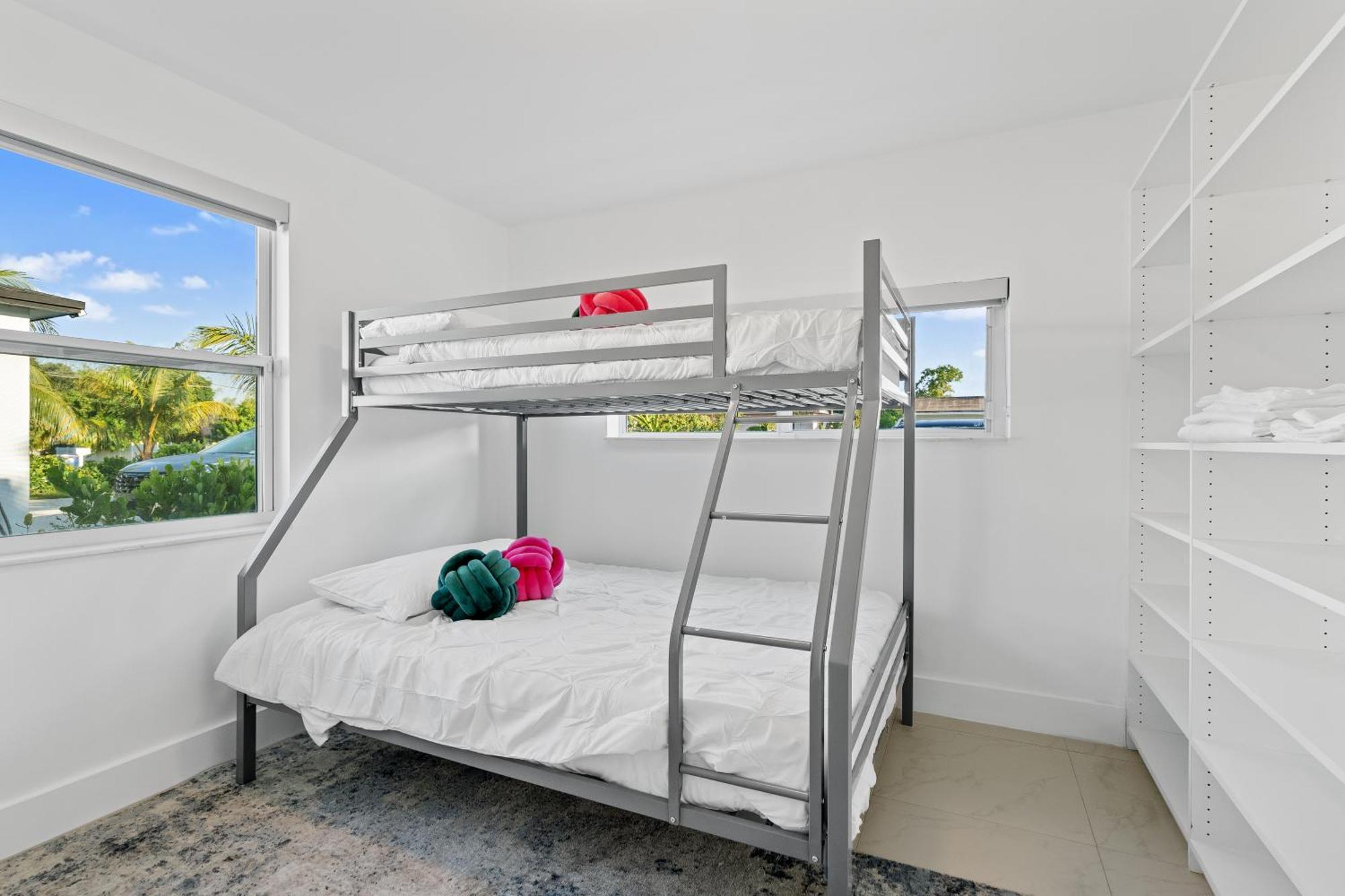 - Your Exclusive Luxury Escape With Private Pool And Mini Golf