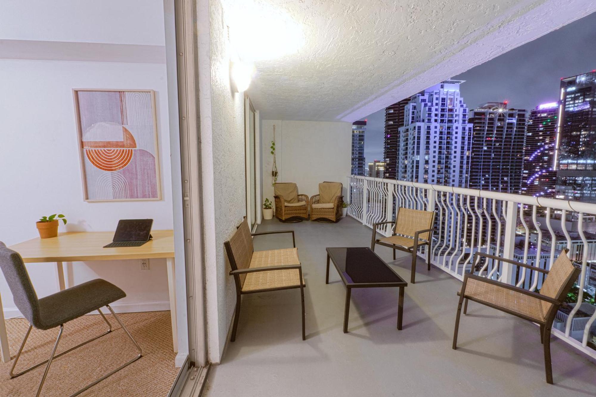 4 Bed Full In With Skyline & Sea View *