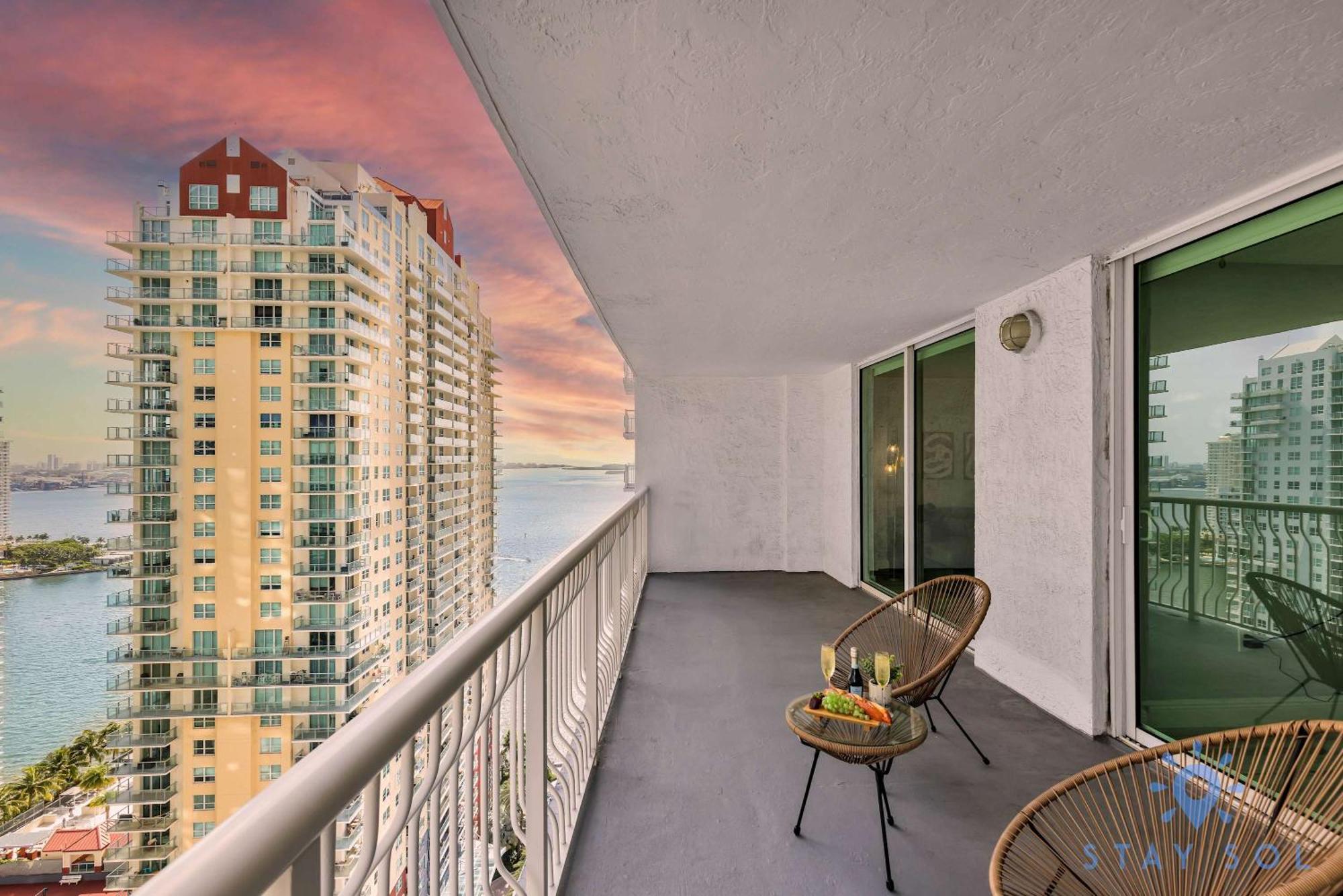 Beautiful 1br With Amenities Apartment