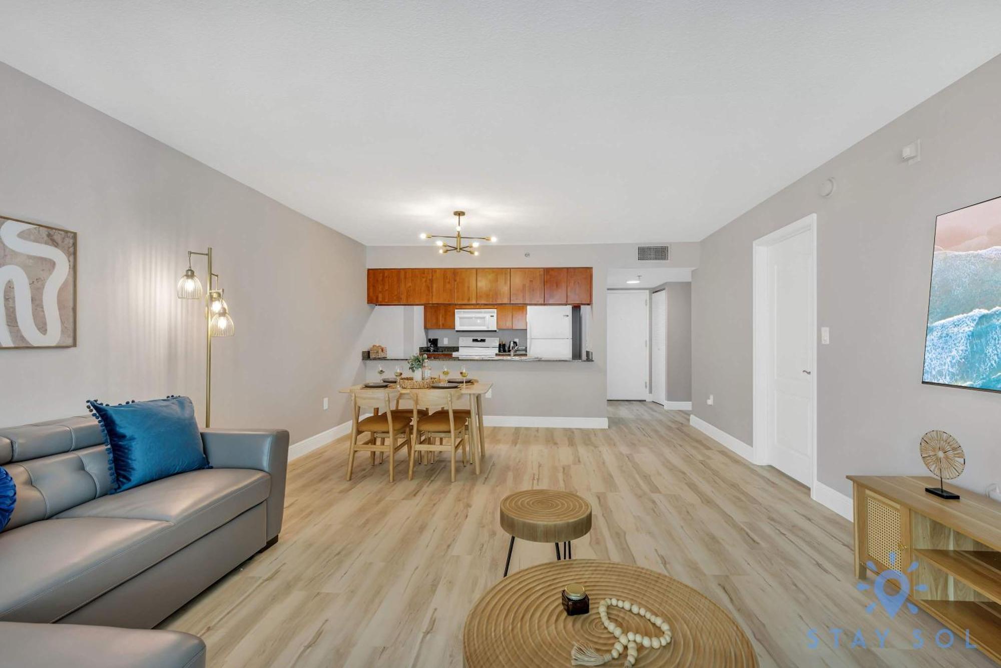 Beautiful 1br With Amenities Apartment *