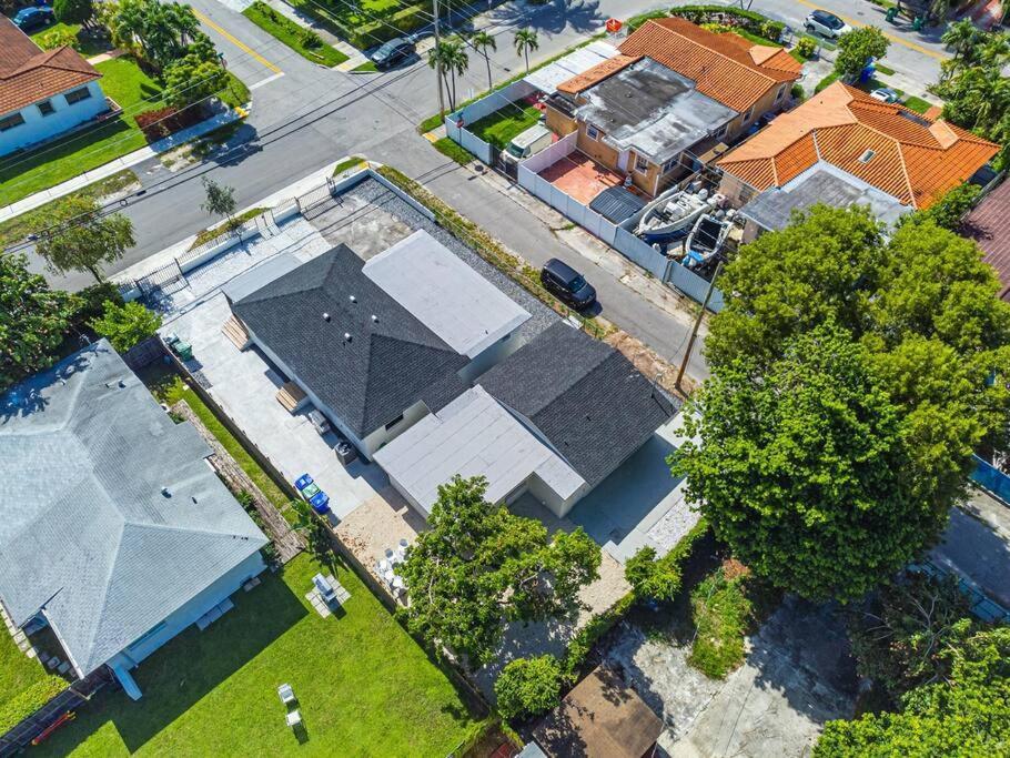 Modern Unit 1 - Close To South & Airport