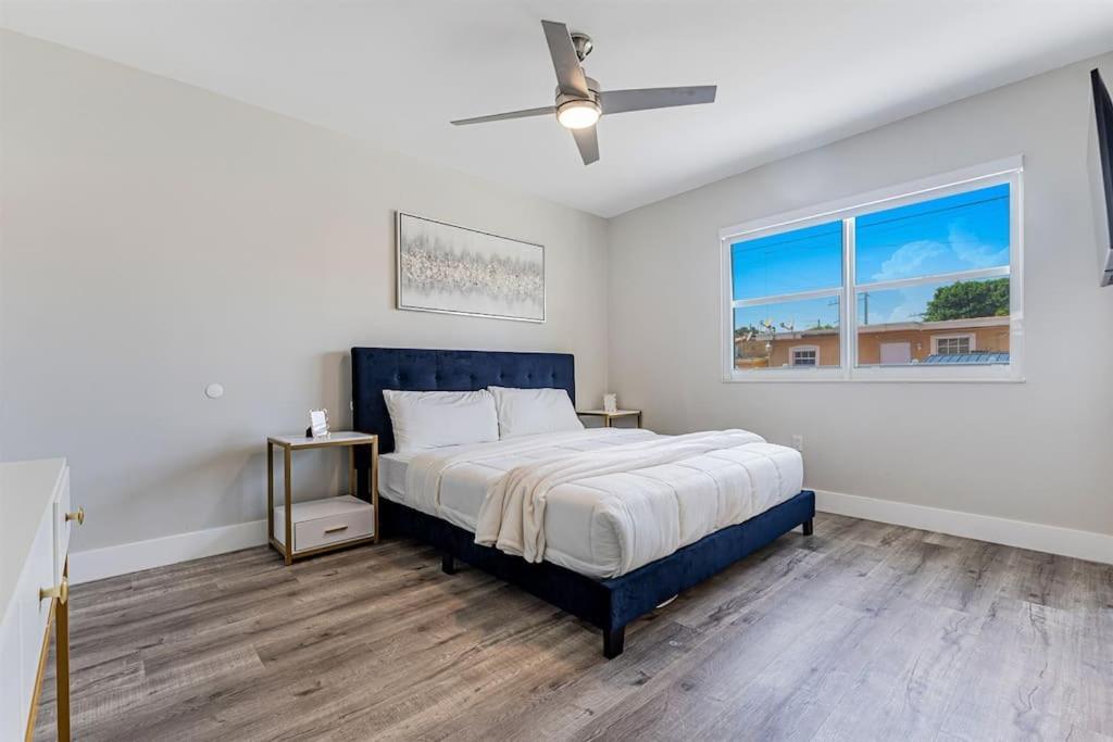 Modern Unit 1 - Close To South & Airport Holiday home