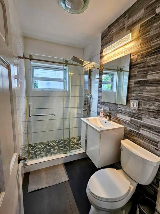Brickell Enclave Sunny Retreat With Pool Miami