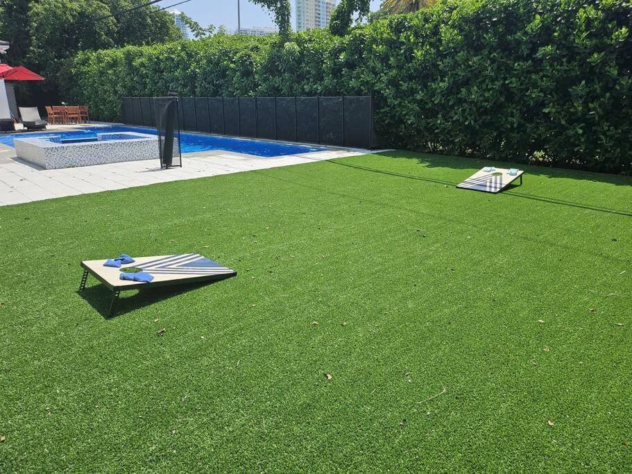 Brickell Enclave Sunny Retreat With Pool Villa Miami
