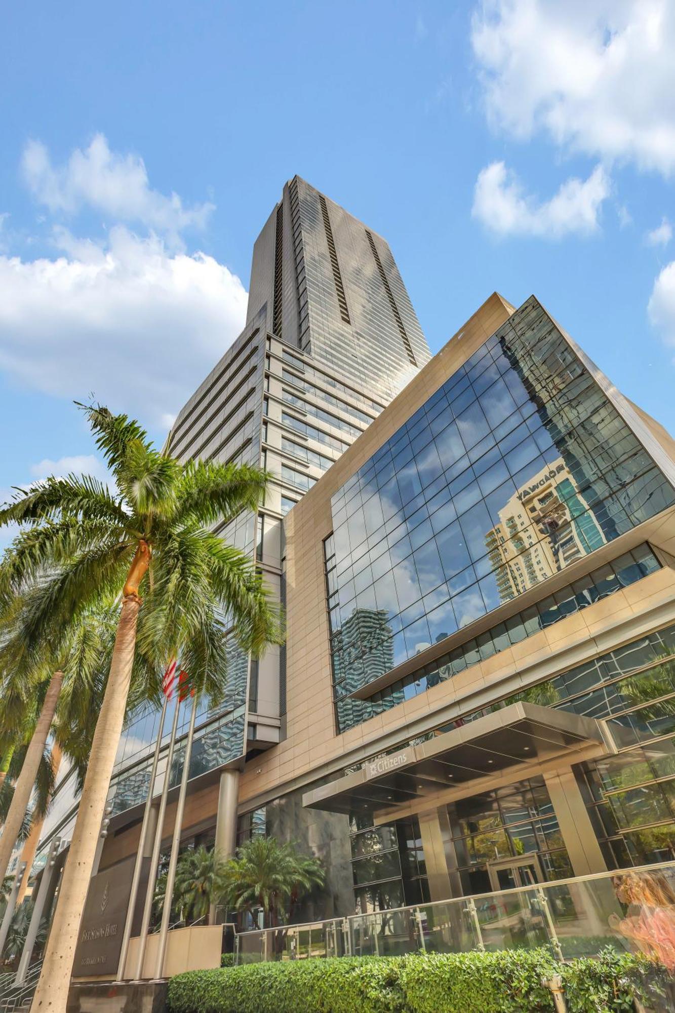 Amazing Private In Four Seasons Residences Brickell! *