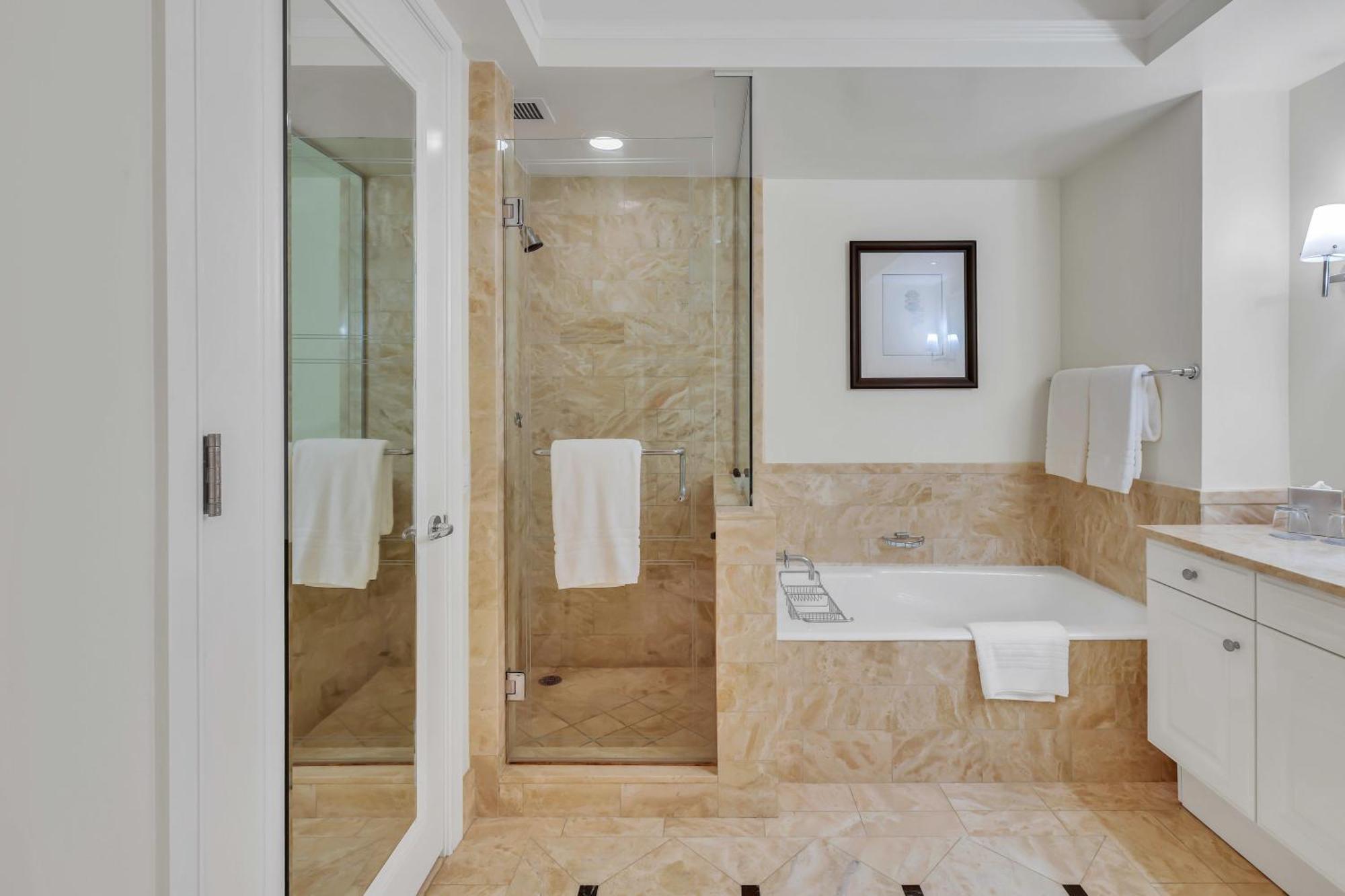 Amazing Private In Four Seasons Residences Brickell! Miami