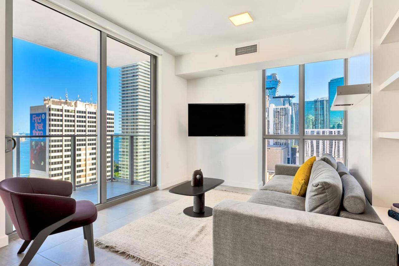 Gorgeous Unit In The Heart Of Downtown Apartment *
