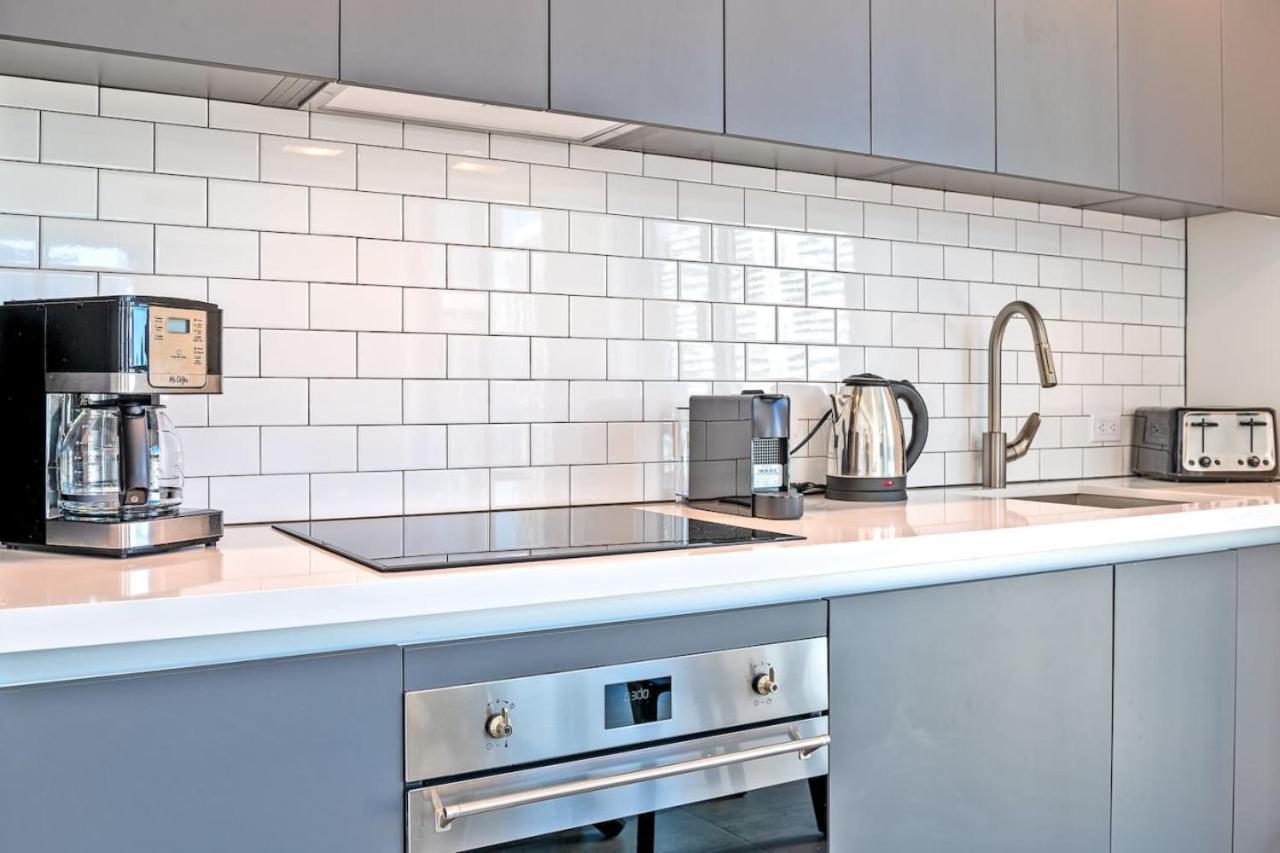Gorgeous Unit In The Heart Of Downtown *