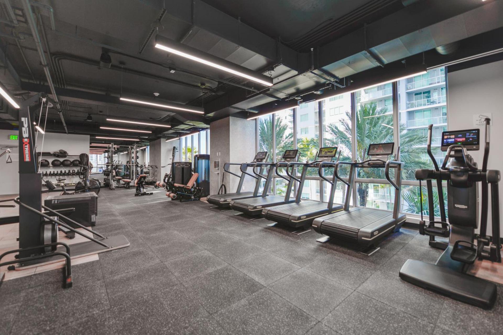 Luxury Living In The Heart Of Downtown Apartment Miami