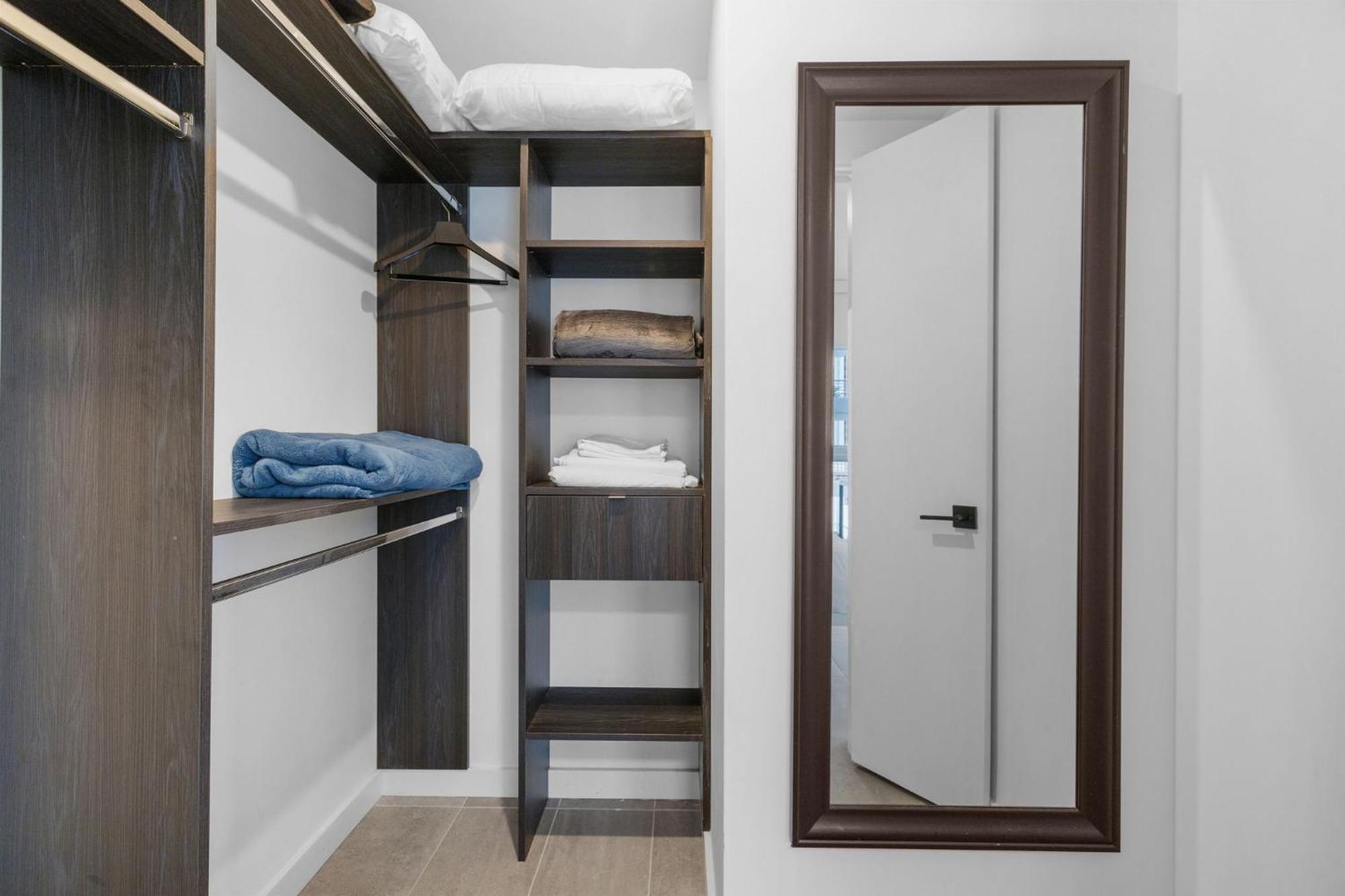 Luxury Living In The Heart Of Downtown * Miami