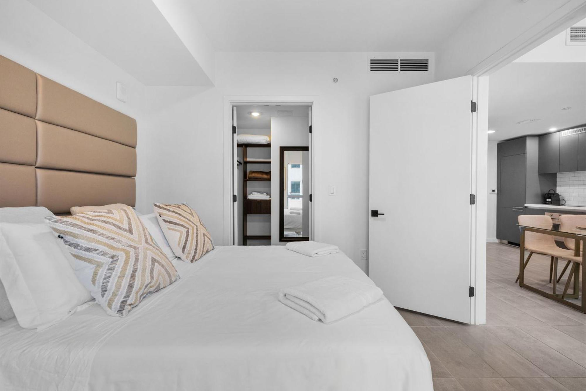 Apartment Luxury Living In The Heart Of Downtown Miami