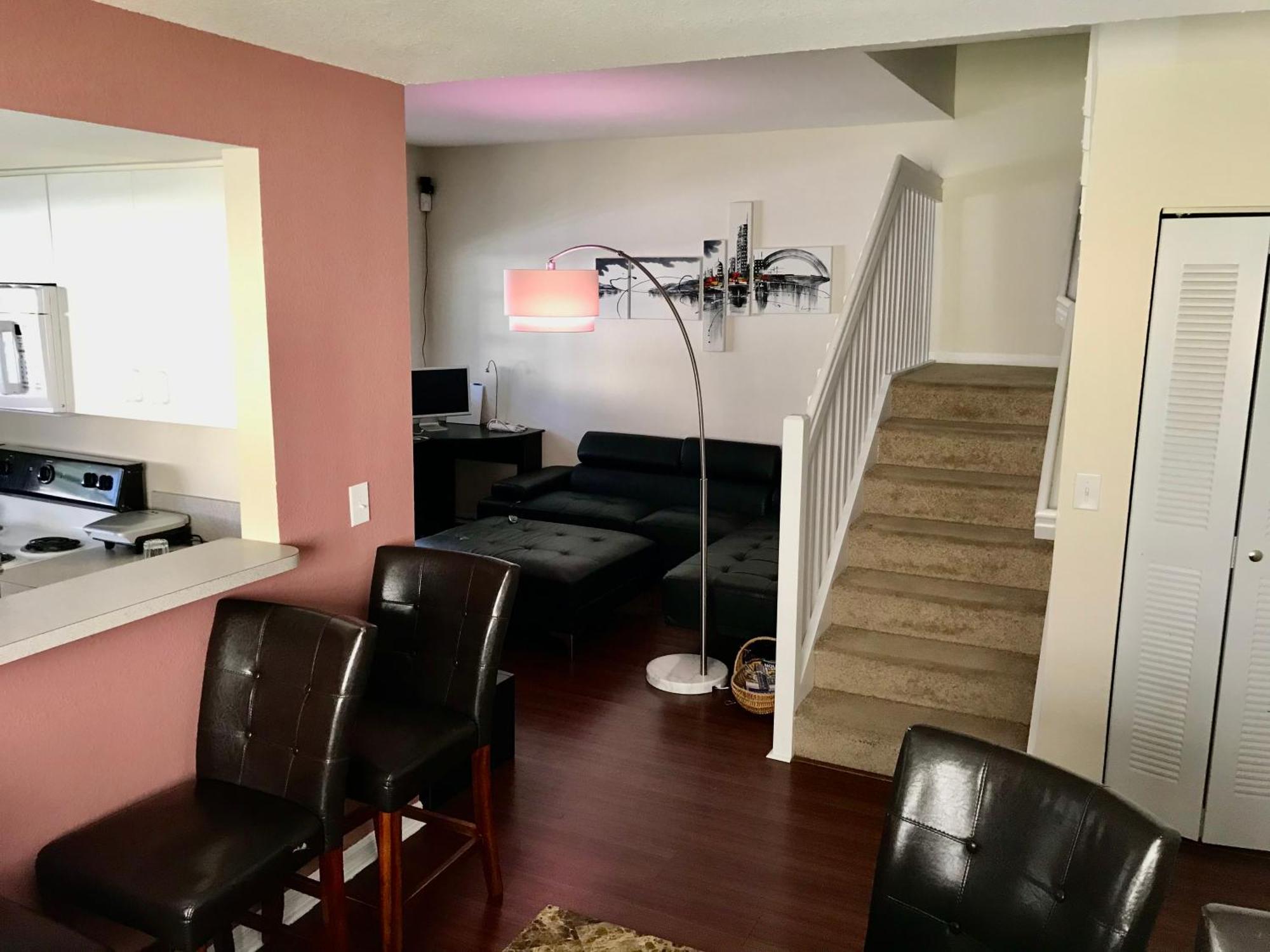 Homestay Caribbean Wynwood, Miami
