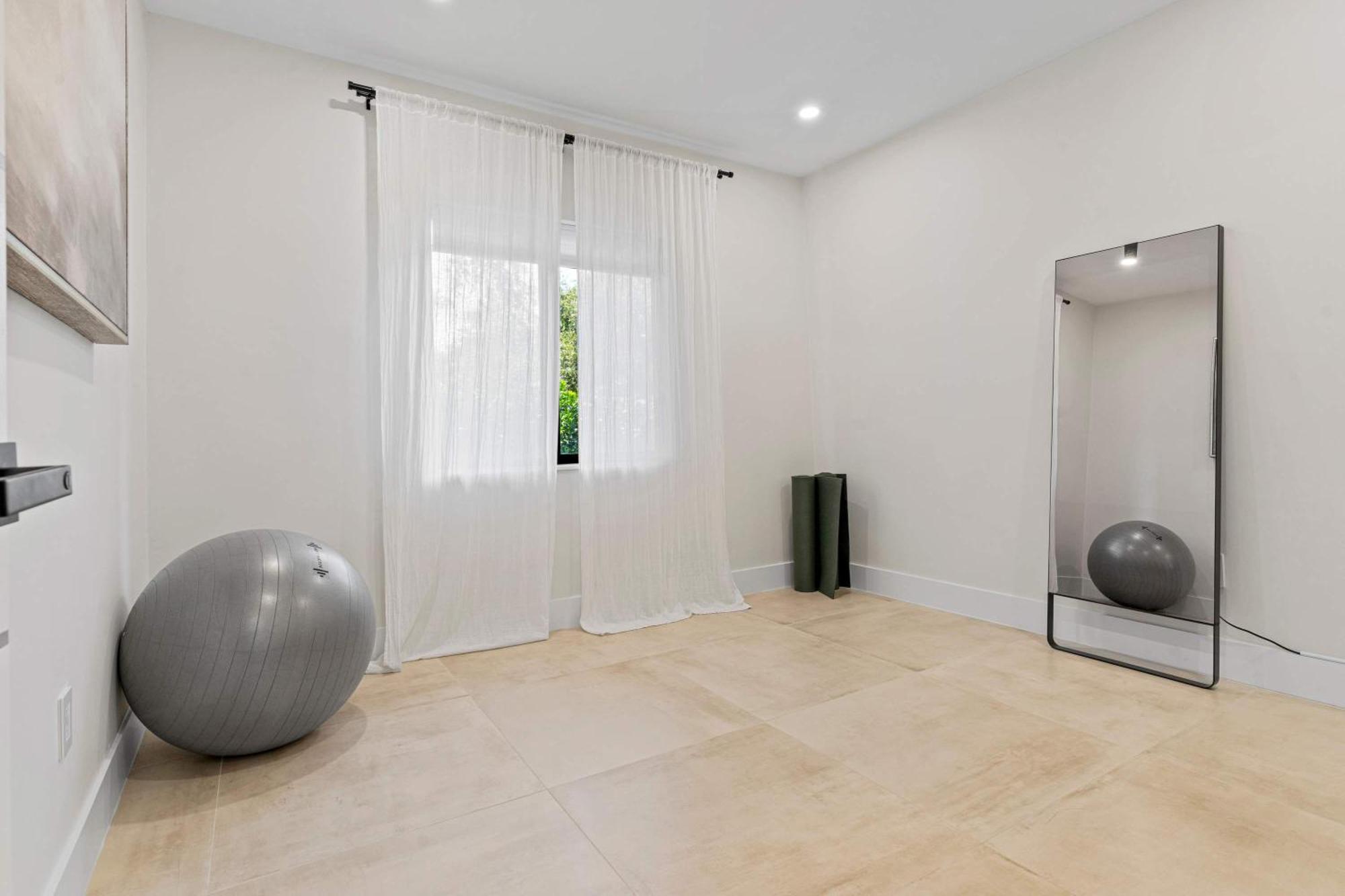 Casa Siesta- Hot Tub Gym And Modern Design * Miami
