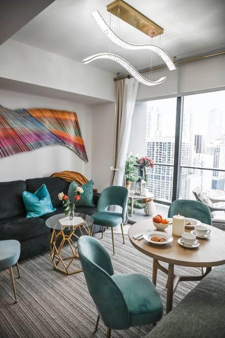 Magic Miami Amazing Balcony Ocean & City, View Pool,Spa Resort,Heart Of Downtown,Wow! Apartment *