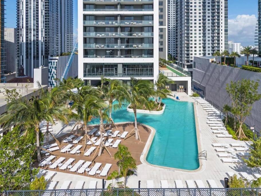 Magic Miami Amazing Balcony Ocean & City, View Pool,Spa Resort,Heart Of Downtown,Wow! Miami