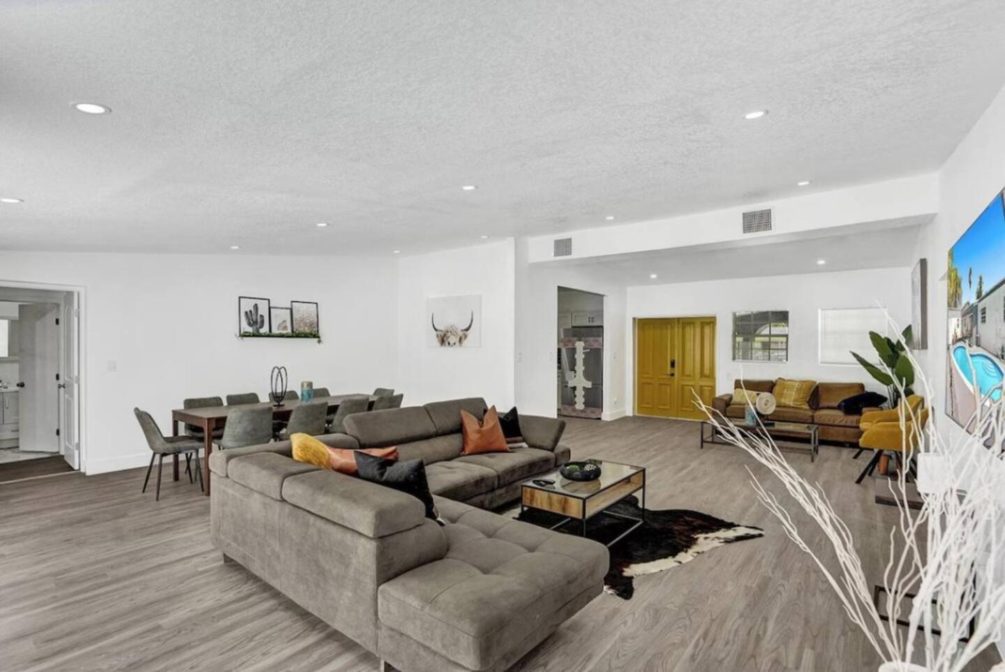 Spacious With Heated Pool