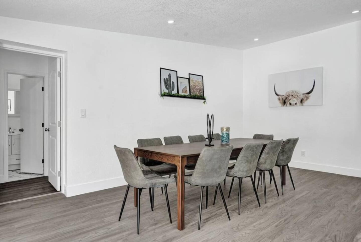 Spacious With Heated Pool Holiday home Miami
