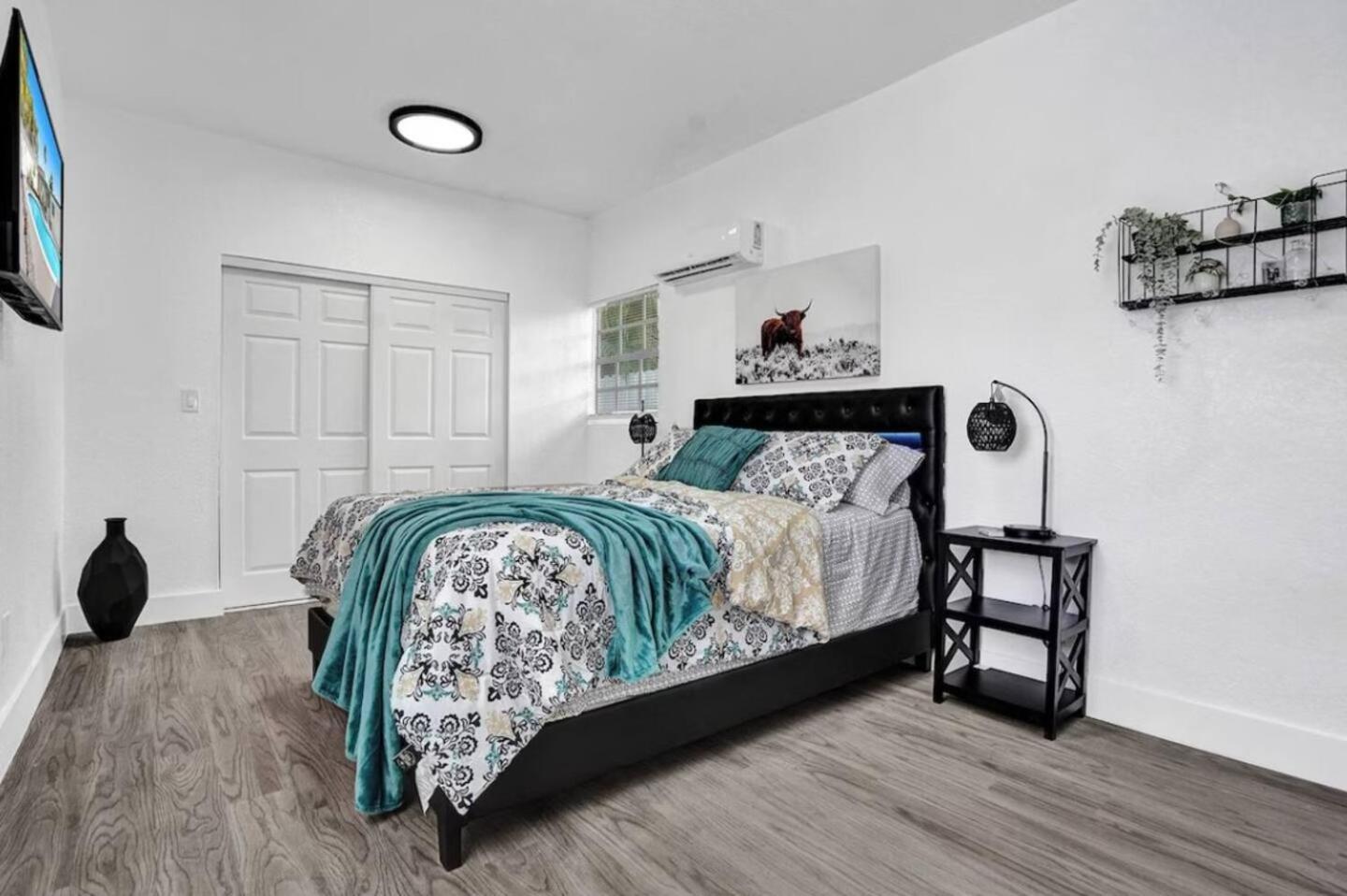 Spacious With Heated Pool * Miami