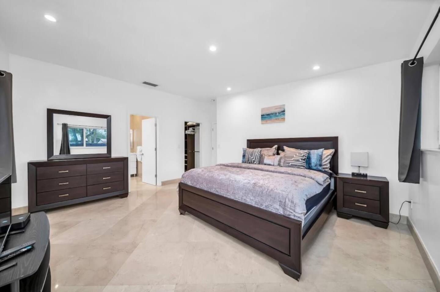 Holiday home Elegant With Heated Pool Miami