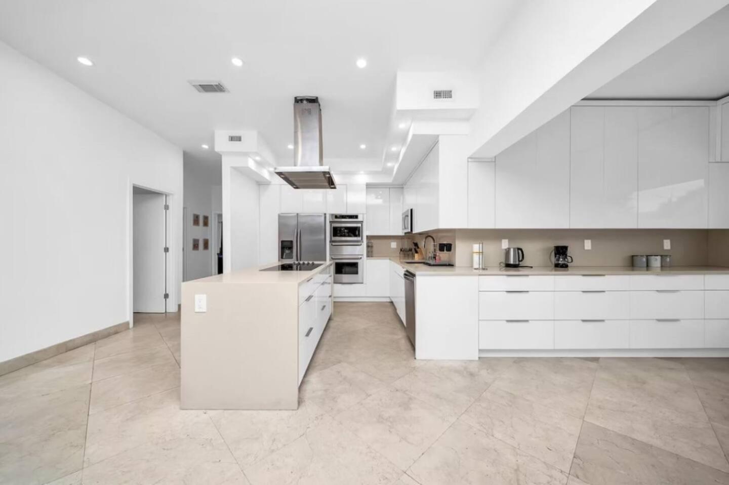 Holiday home Elegant With Heated Pool Miami