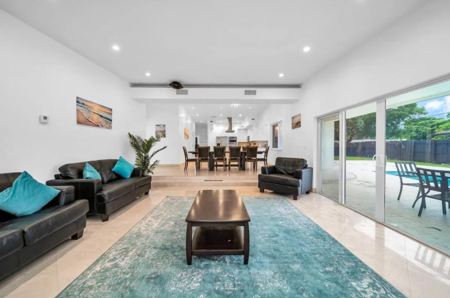 Holiday home Elegant With Heated Pool