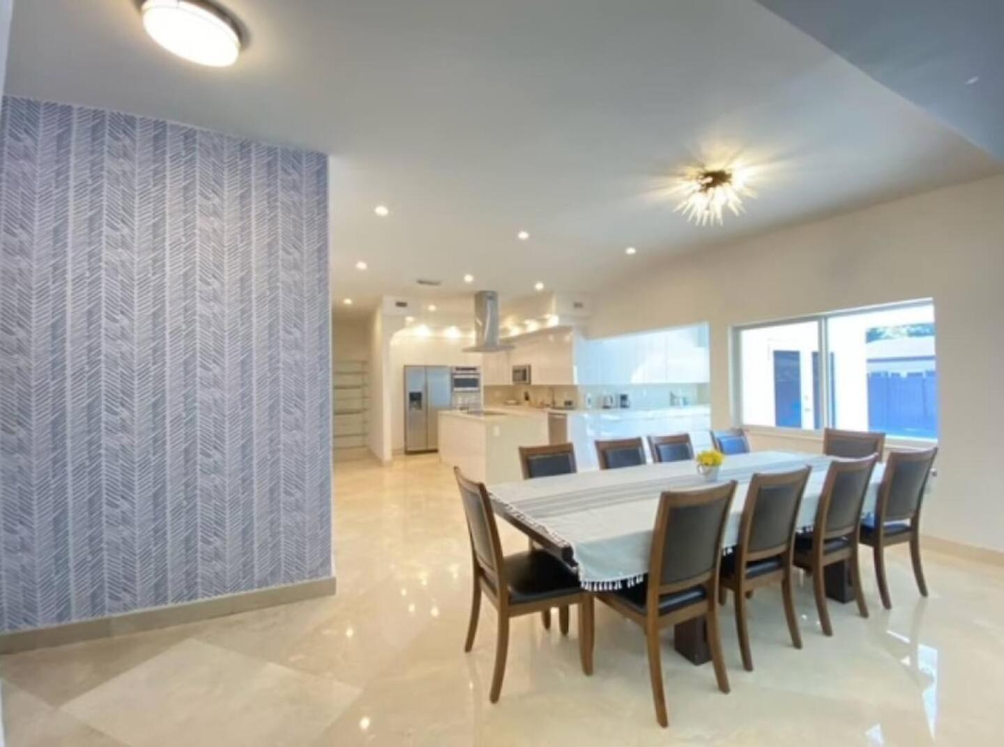 Holiday home Elegant With Heated Pool Miami