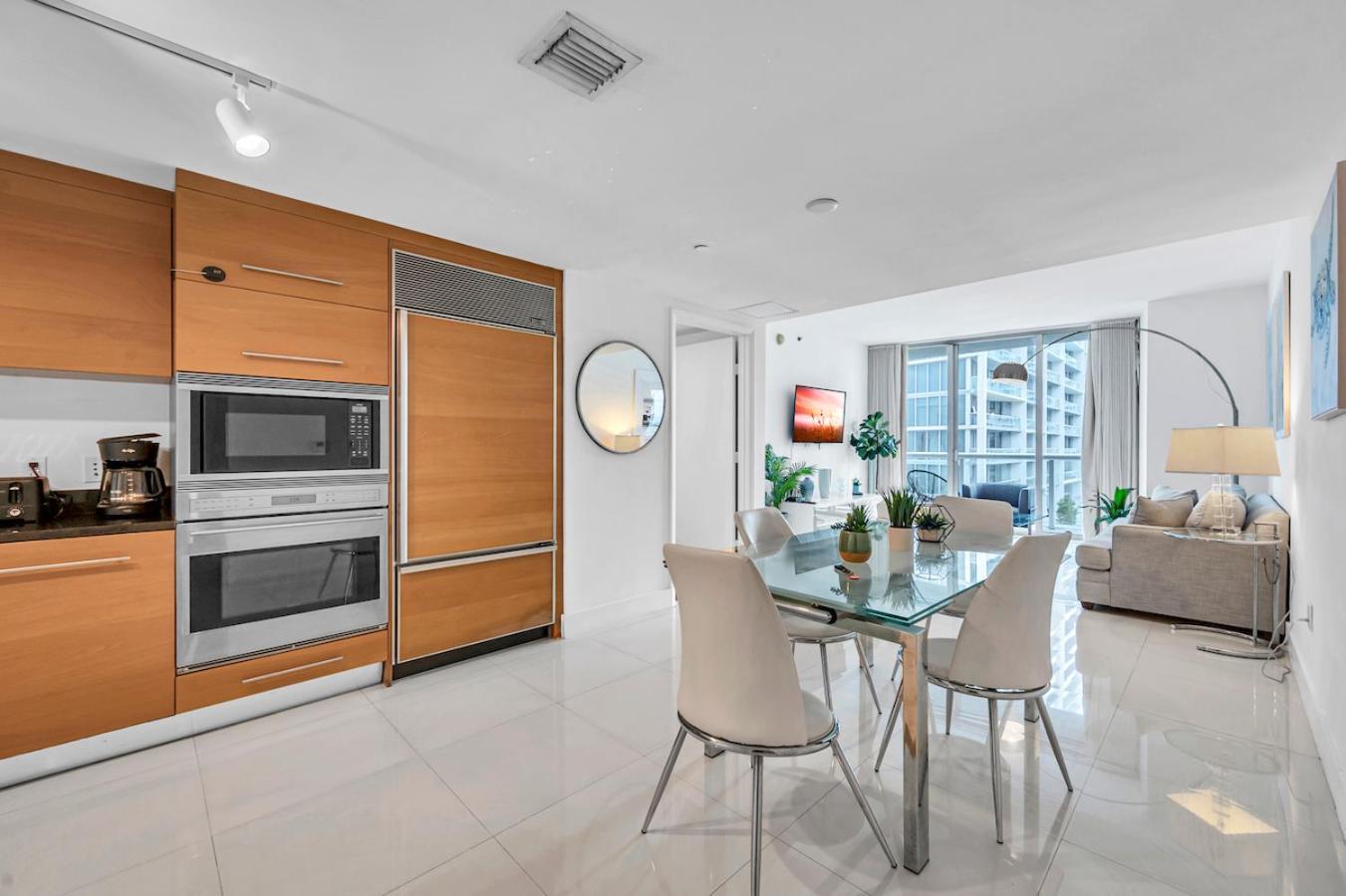 Unique 1br Icon Brickell Waterviews-freespa Apartamento Miami