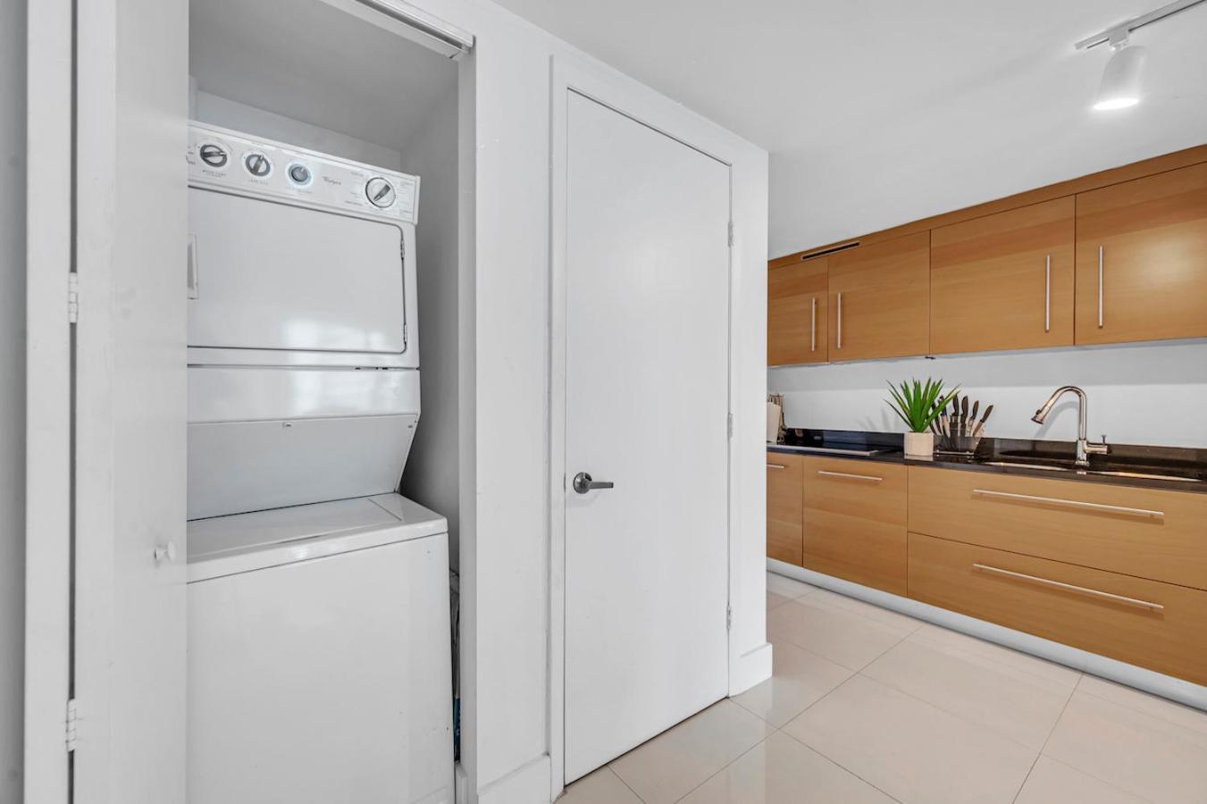 Apartamento Unique 1br Icon Brickell Waterviews-freespa Miami