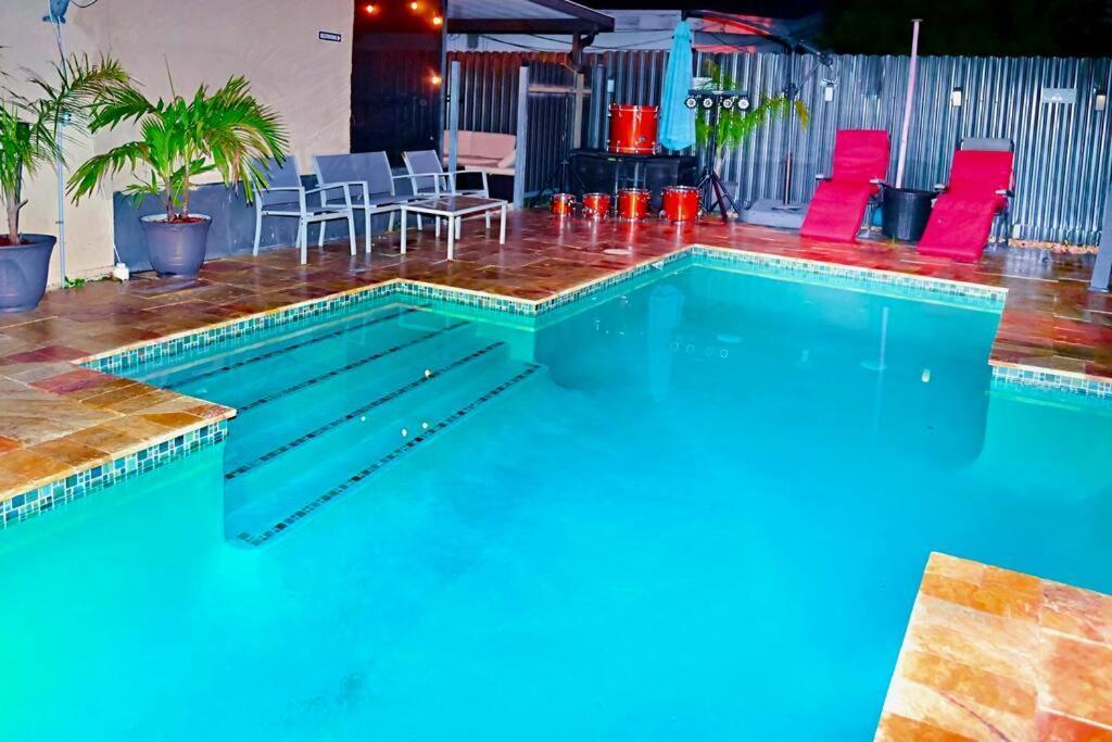 Luxury Pool Hard Rock Stadium 5 Mins Away