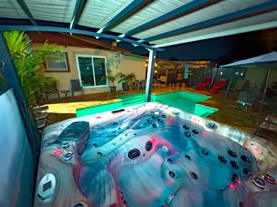 Villa Luxury Pool Hard Rock Stadium 5 Mins Away *