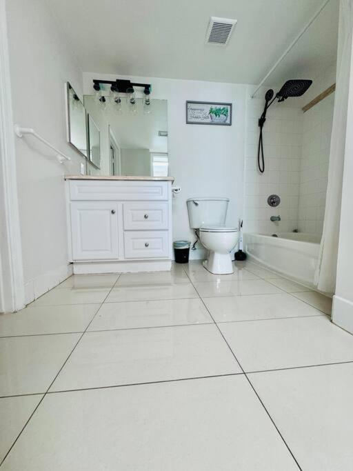 Apartment 36th-floor Ocean View Brickell *